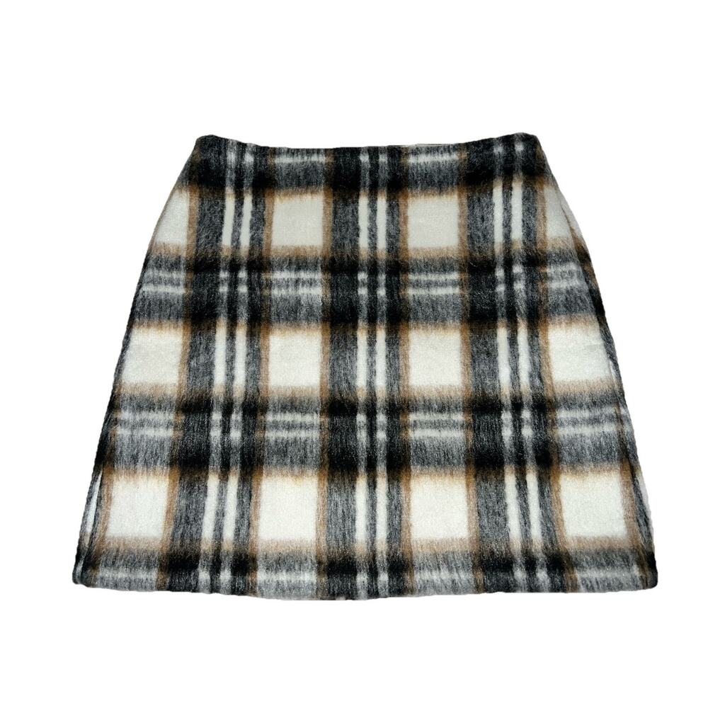 NWT Loft Brushed Plaid Mini Skirt Neutral Size 4 Black White Tan Soft Fuzzy